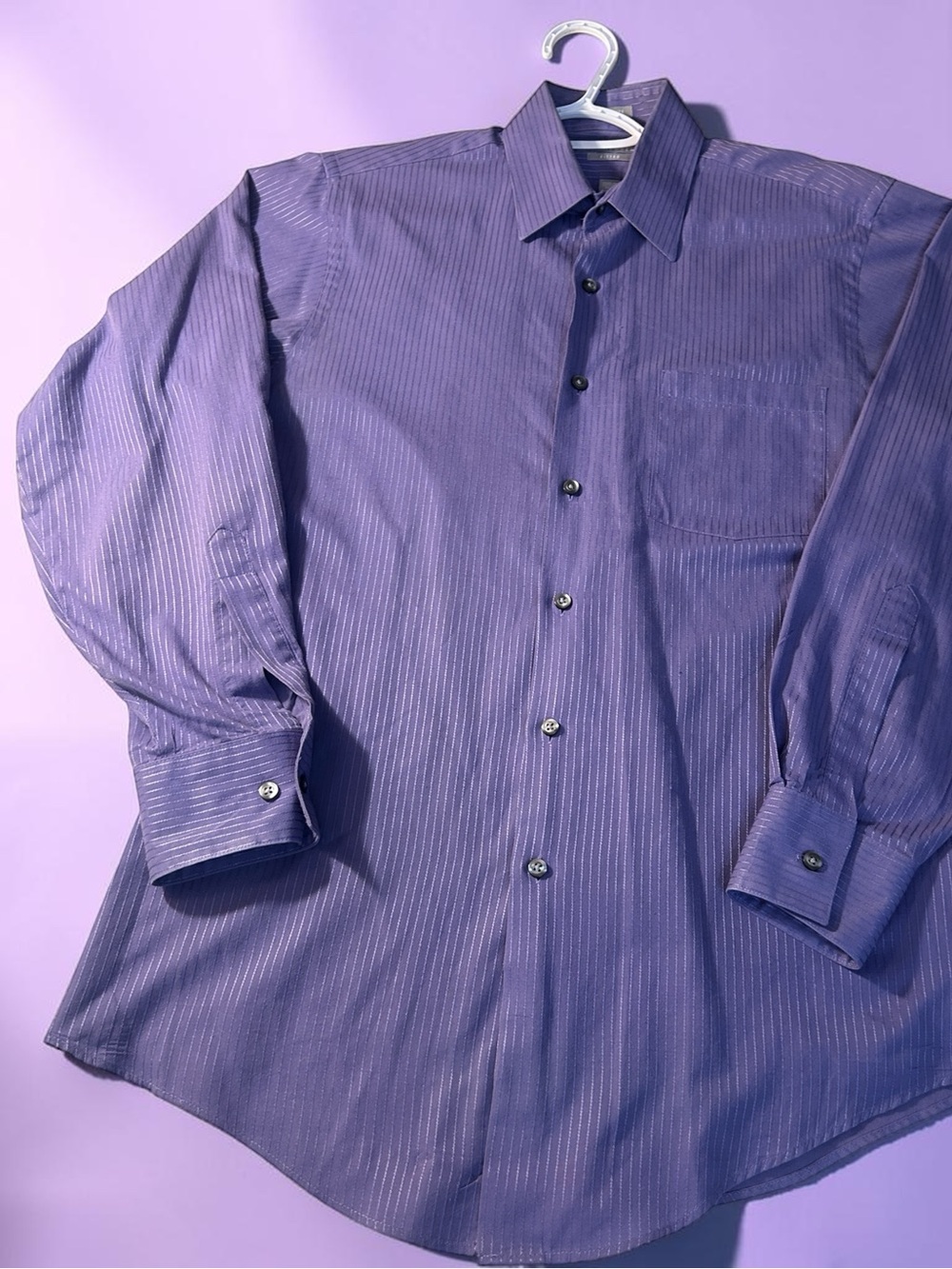 Men's Satin Stripe Fitted Button-Up Dress Shirt